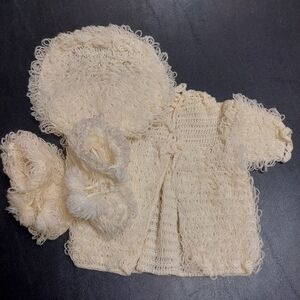 Vintage Yellow Handmade Infant Set Sweater Beret Hat Booties Newborn Baby Tie